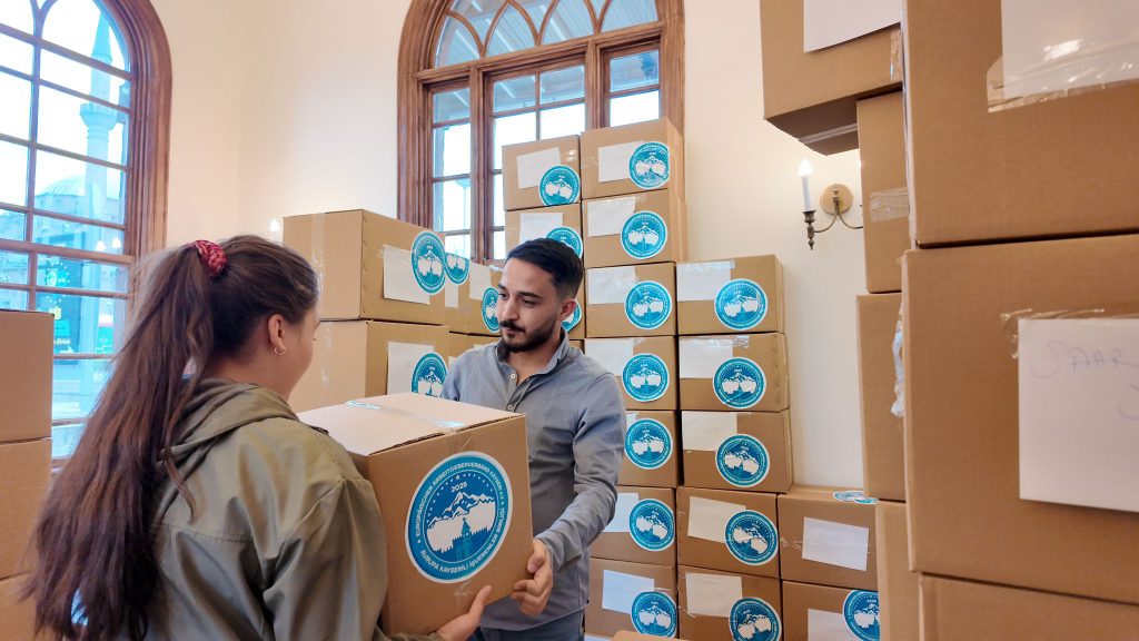 akib kiyafet yardimi 4